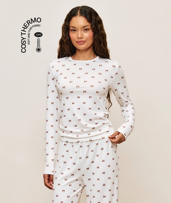 Camiseta de malla t&eacute;rmica con patr&oacute;n de nudos;