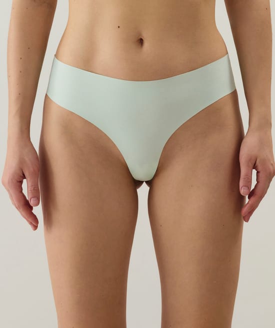 Microfibre cheeky;