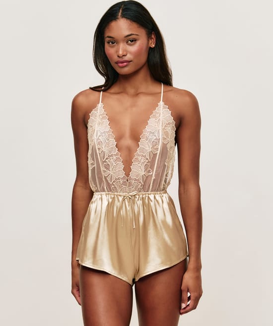 Combishort en satin et tulle avec broderies;