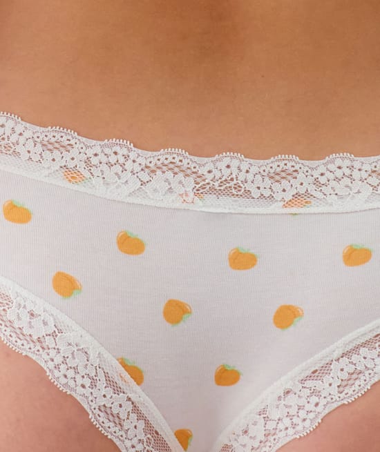 Cotton cheeky with pattern;