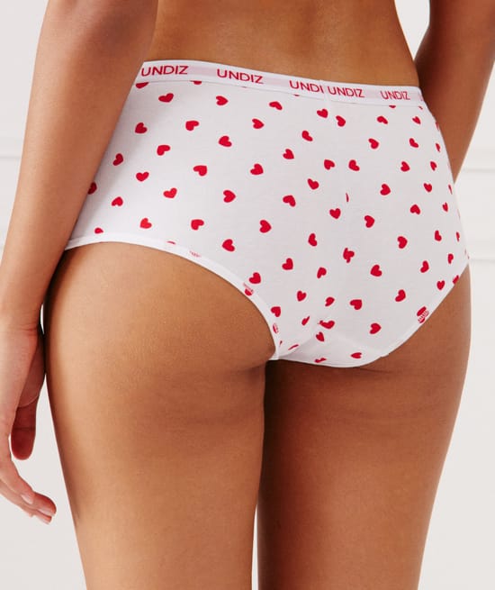 Cotton hipsters with heart motifs;