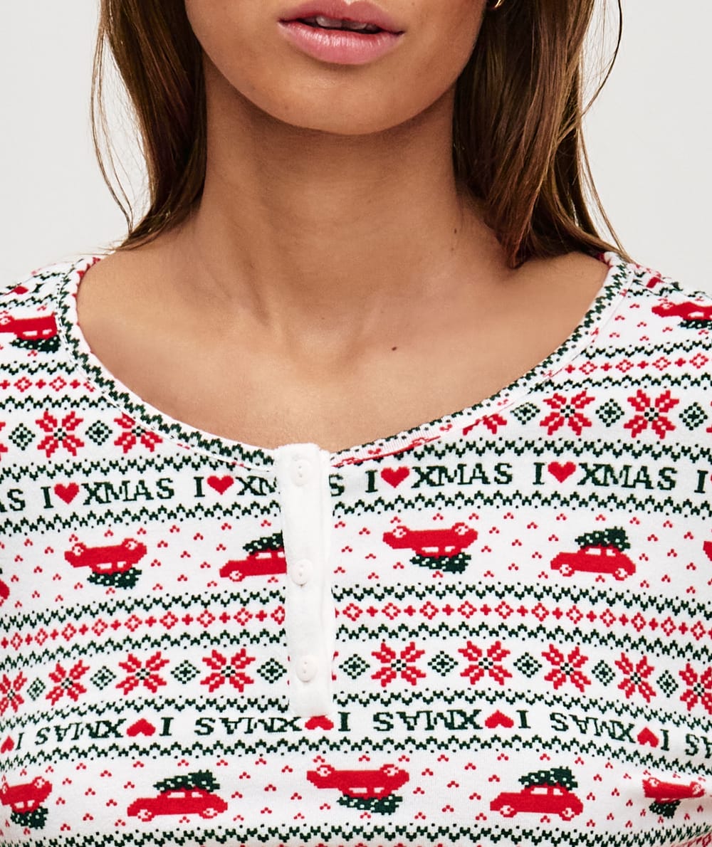 Long sleeve velvet T-shirt;