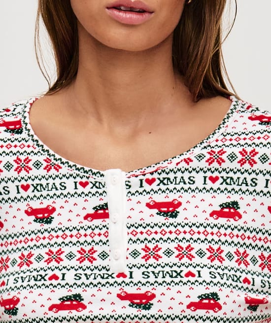 Long sleeve velvet T-shirt;