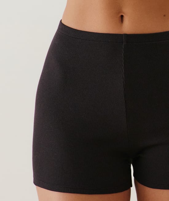Short de punto acanalado;
