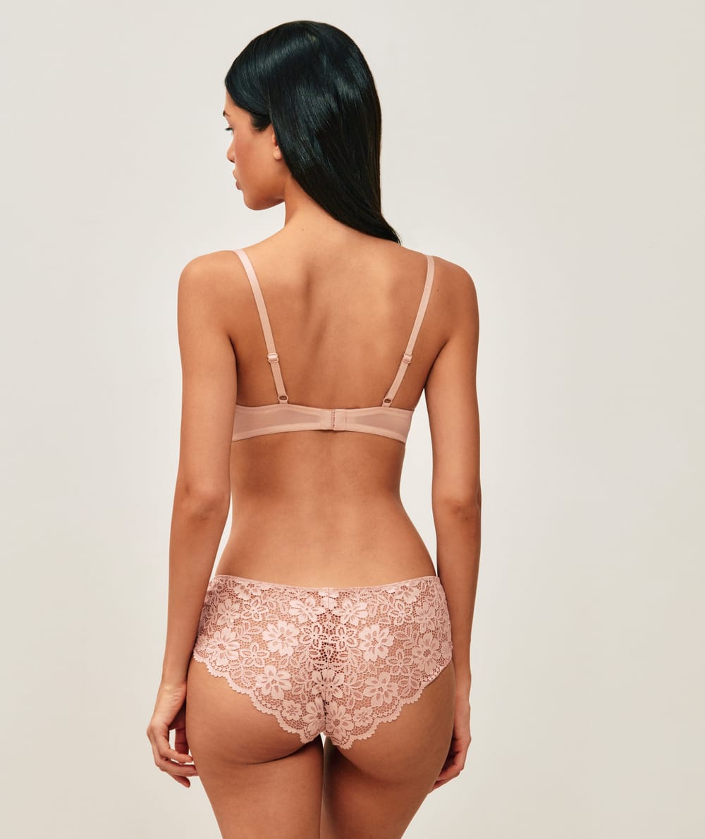 Floral lace push-up bra;