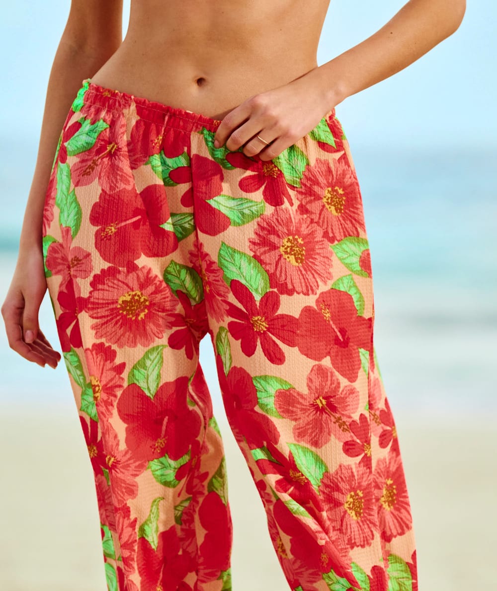 Wide-leg patterned trousers;