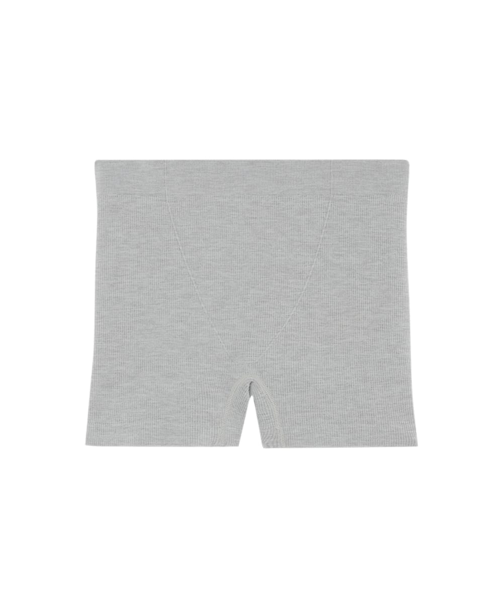 Seamless shorts;