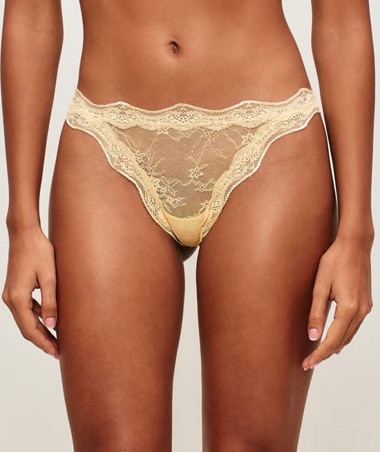 Lace thong;