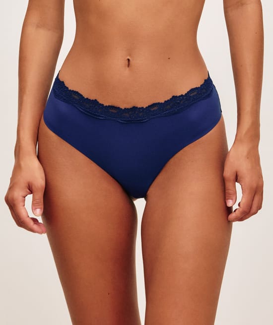 Culotte en microfibre et dentelle;
