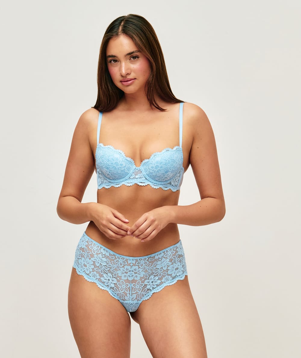 Lace floral push-up bra;