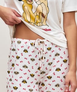 Ensemble de pyjama Le Roi Lion;