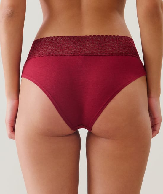Shorty de encaje;