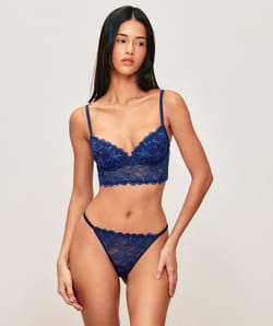 Floral lace bustier bra;