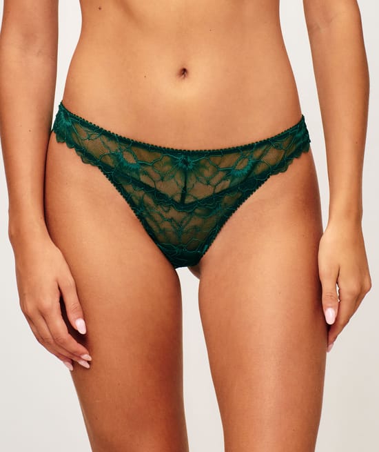 Floral lace thong;