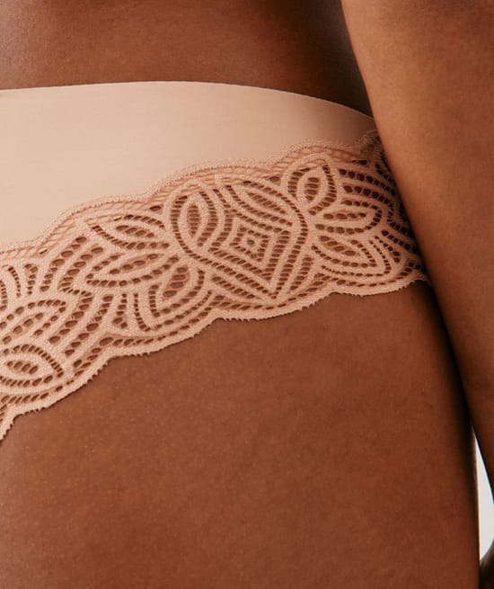 Cheekies in microfibre and lace - nude;