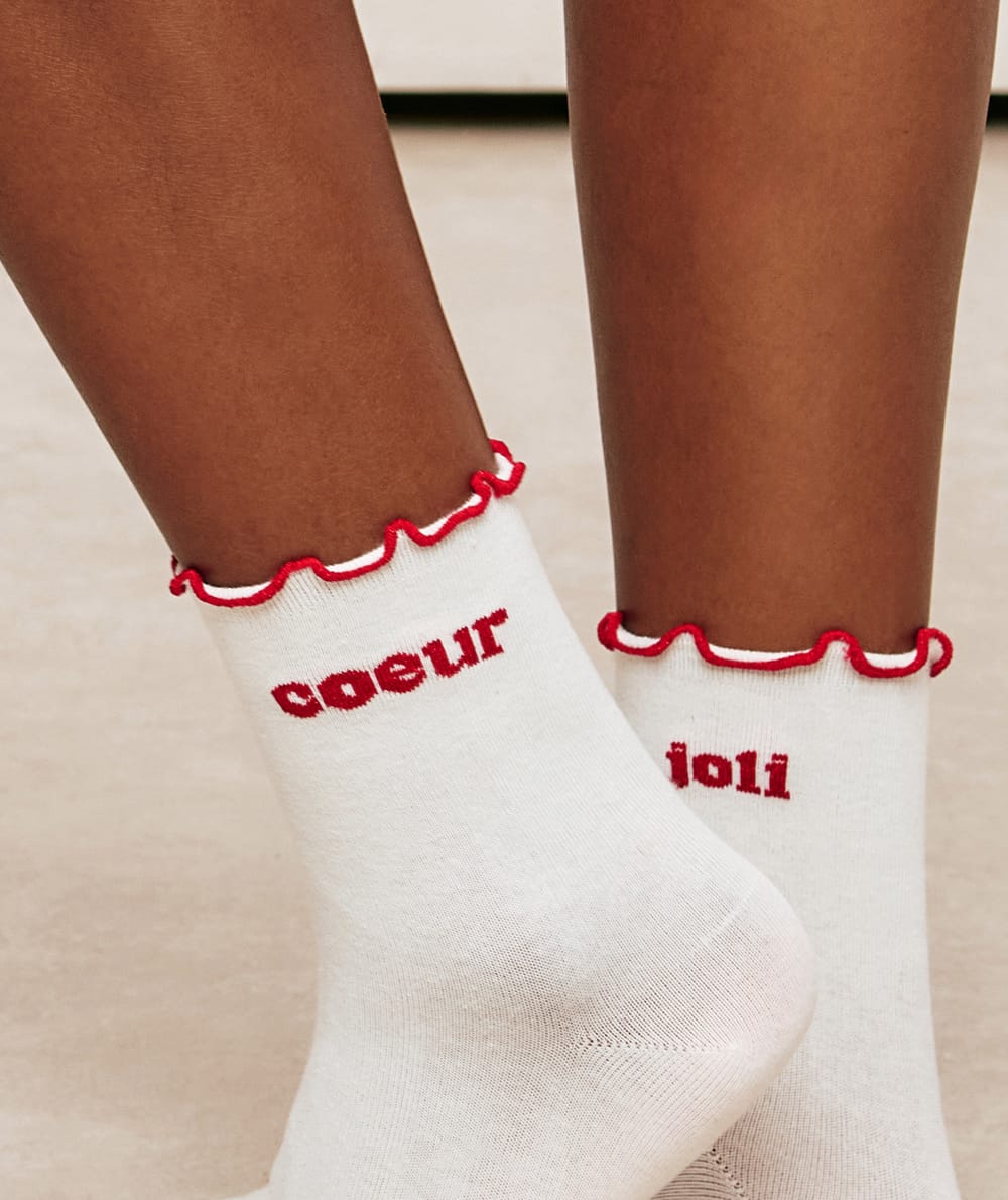 Message socks;