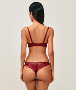 Soutien-gorge ampliforme en dentelle florale;