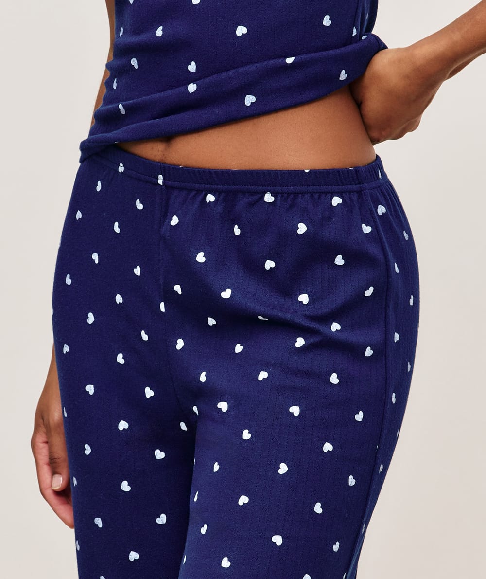 3-piece set t-shirt, trousers and jacket;