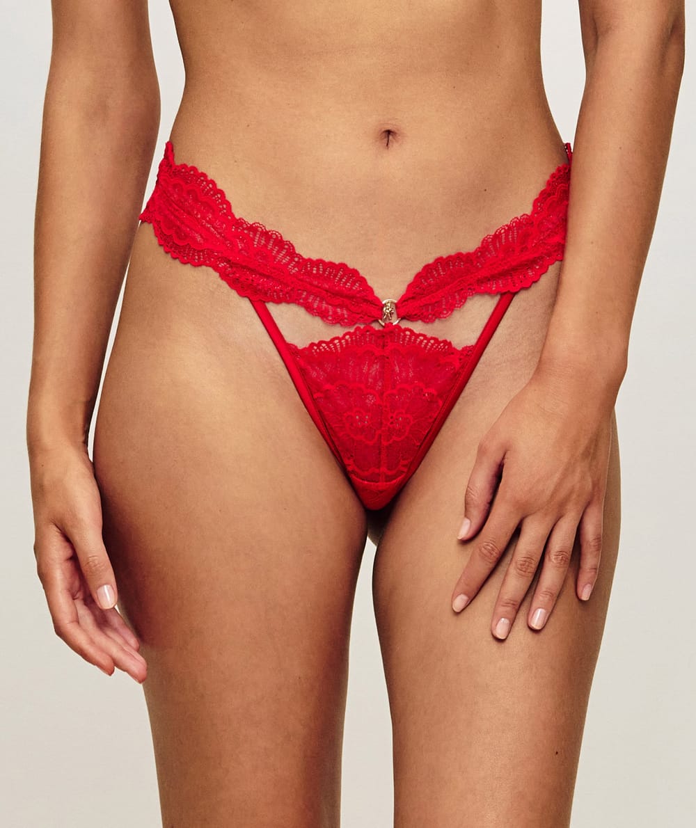 Lace thong;