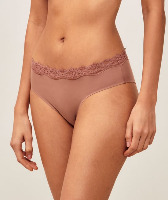 Microfiber and lace shorty;