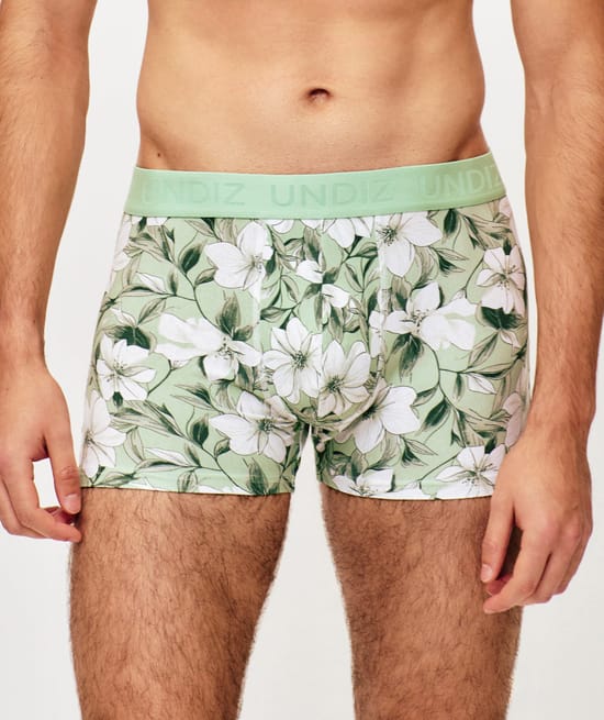 Cotton boxer shorts with floral pattern;