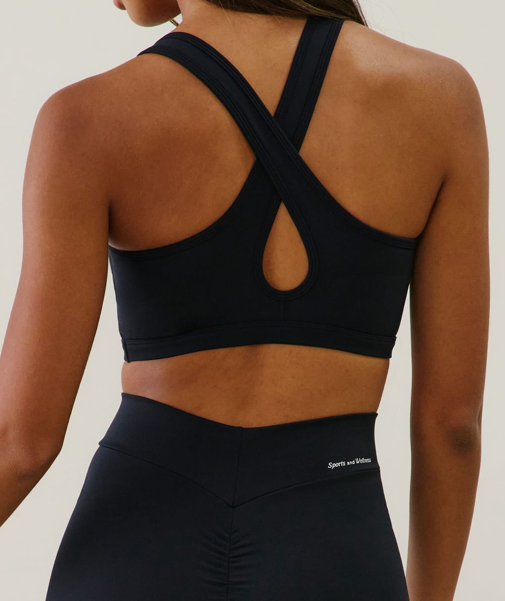 Brassière sport en microfibre;