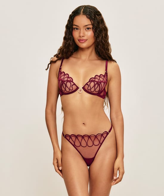 Embroidered mesh balconette bra with jewel;