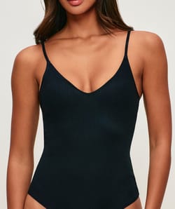 Ribbed cotton body with integrated pads;