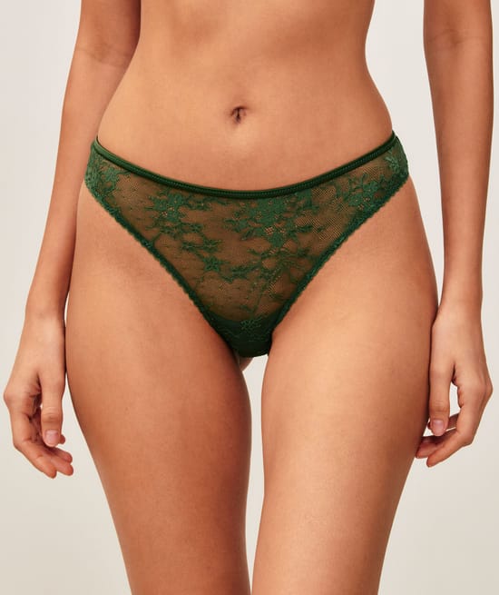 Lace string with heart jewel;