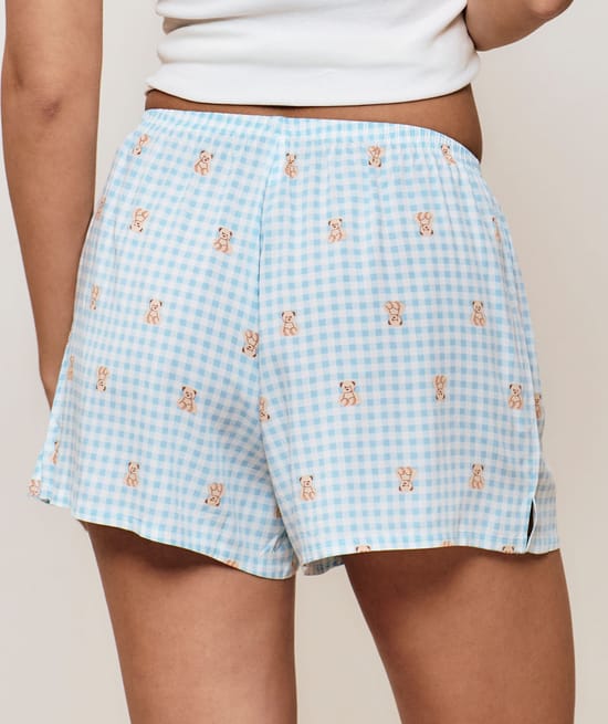 Gingham and teddy bears shorts;