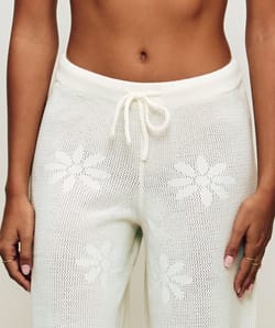 Crochet trousers;