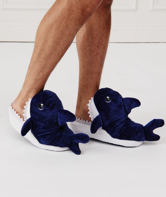Fleece slippers ;