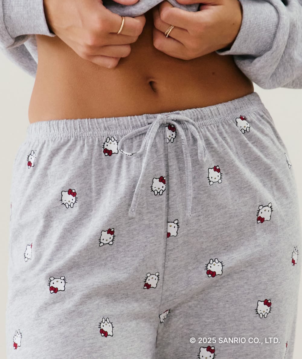 Pantalon Hello Kitty;