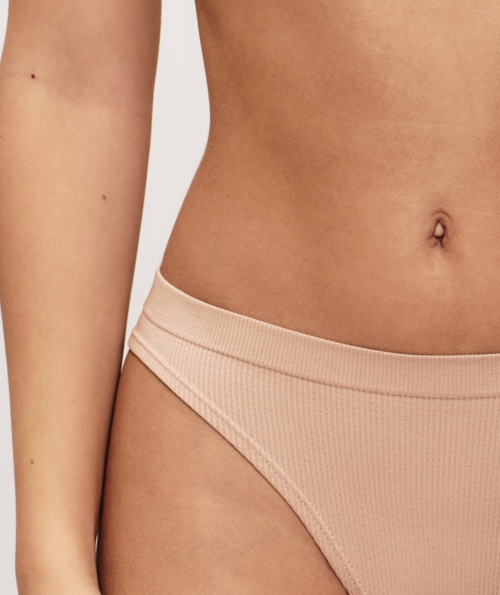 Seamless panties - nude;