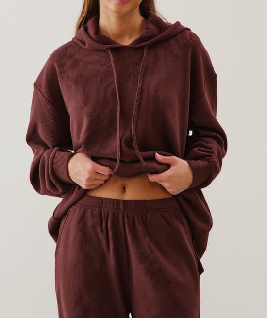 Pantalon en maille côtelé marron;