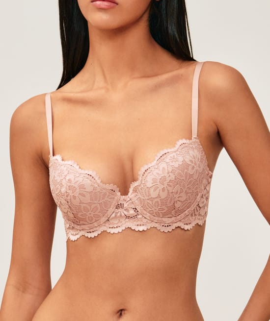Soutien-gorge ampliforme en dentelle florale;