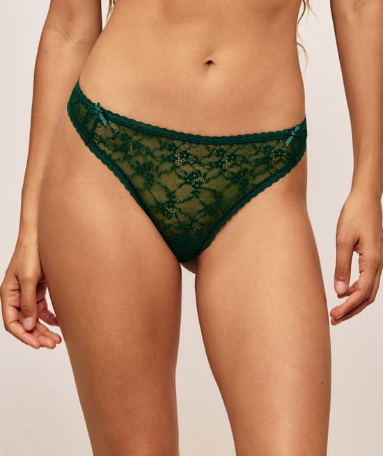 String en dentelle;