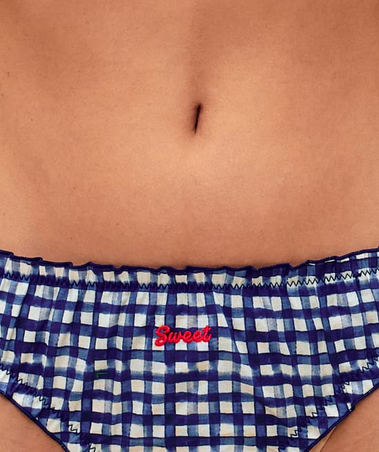 Cotton vichy string with 'Sweet' embroidery;