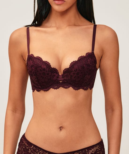 Sujetador push-up de encaje;
