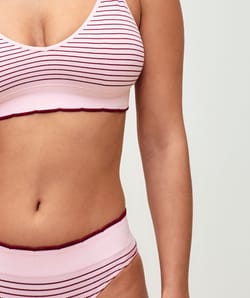 Seamless striped triangle bra;