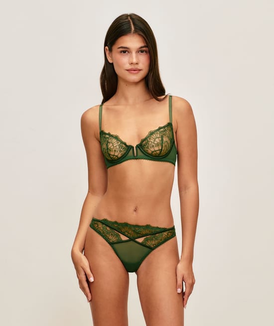 Soutien-gorge corbeille avec broderie florale;