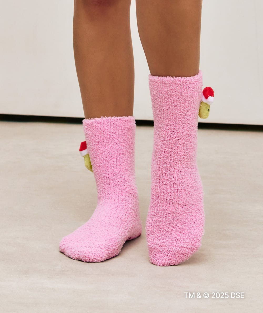 Grinch fleece socks;