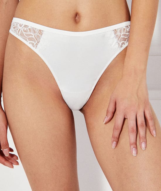 Lace tanga;