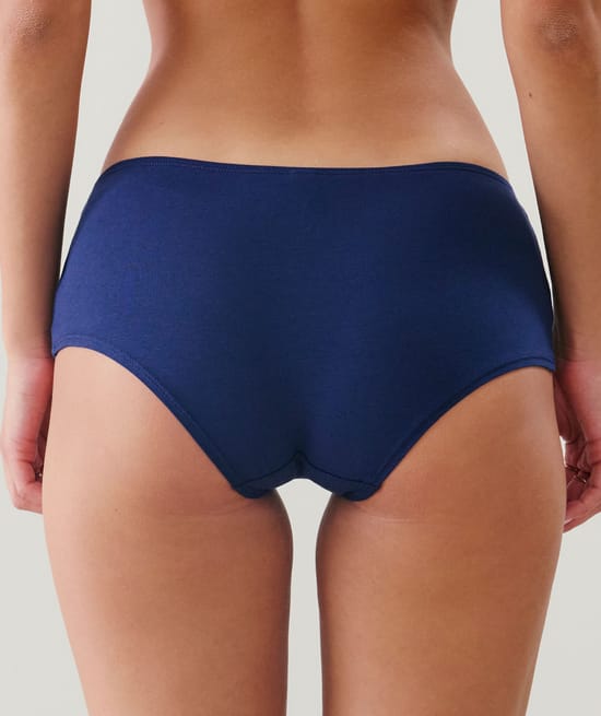 Pack of 3 cotton shorts;