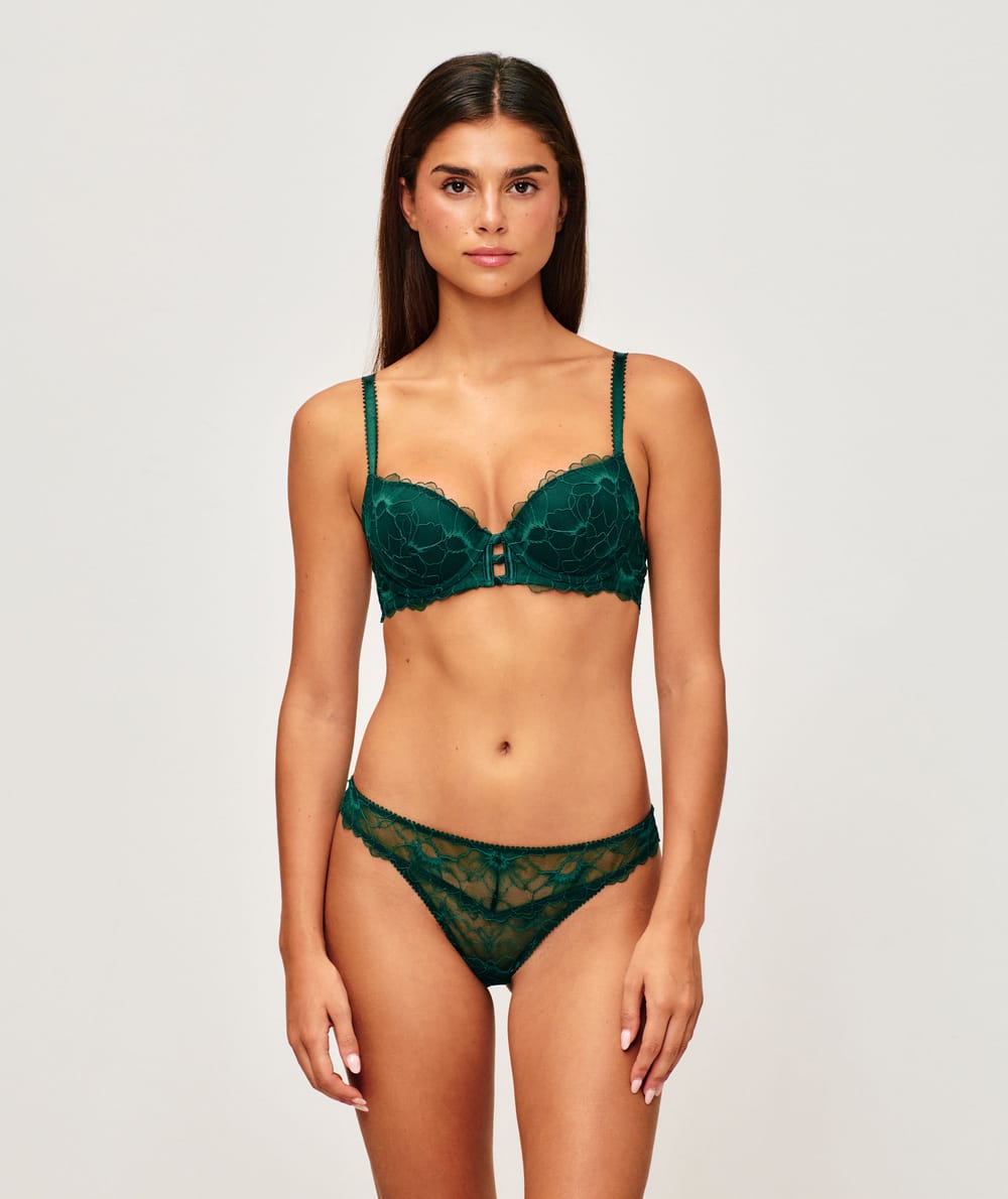 Floral lace thong;