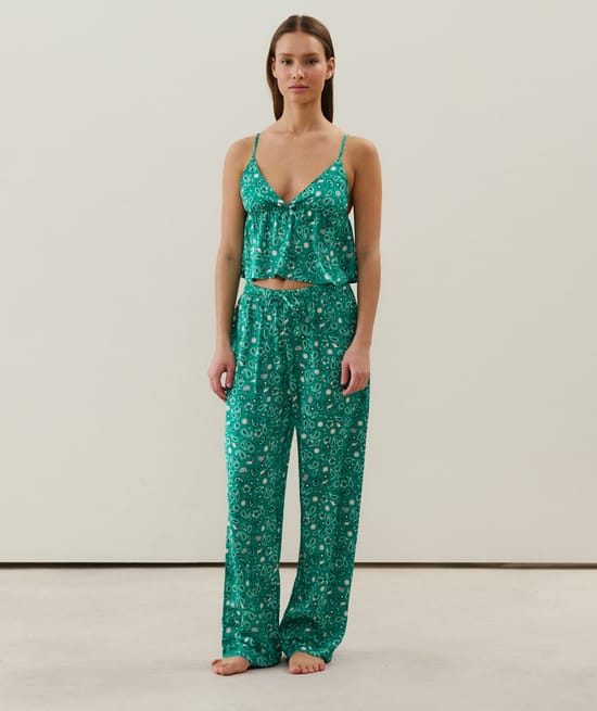 Satin trousers;
