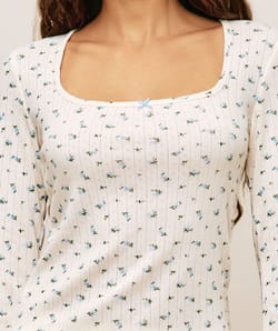 Top manches longues en jersey imprim&eacute;s fleurs;