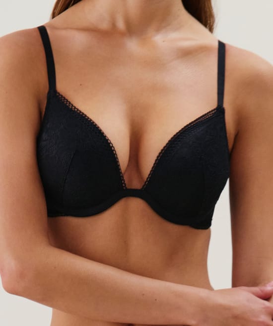 Soutien-gorge push-up en dentelle;