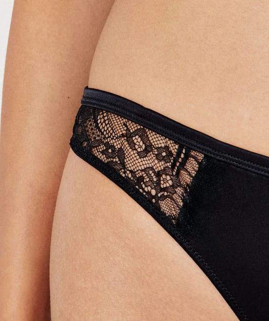 Lace tanga;