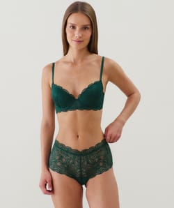 Cheeky en dentelle;